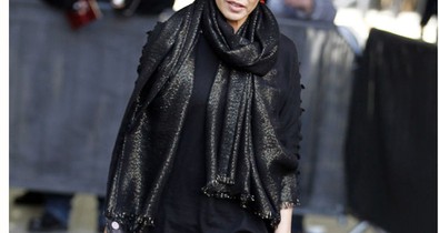 Kylie Minogue az utcán is szuper