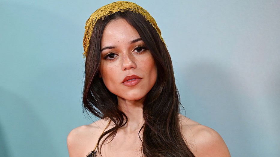 Jenna Ortega új frizurára váltott