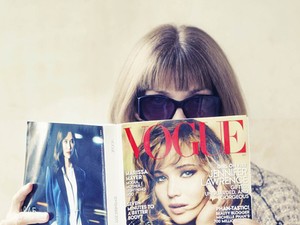 Ennyi pénzt kap Anna Wintour évente csak ruhákra