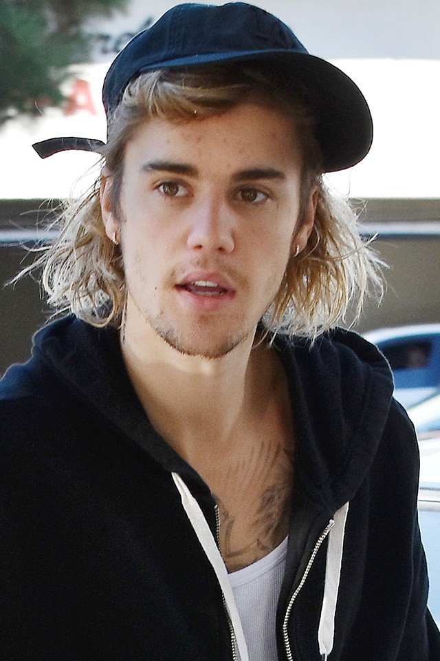 Összeszorul a szíved, ha meglátod Justin Bieber új kiscicáját