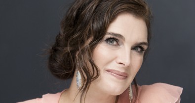 Ikonikus pillanat: Brooke Shields Crocs papucsban lépett a vörös szőnyegre