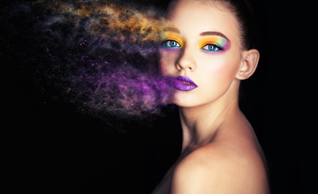 Csak ezt a pár dolgot kell beszerezned, hogy tiéd legyen a legmenőbb fesztiválsmink