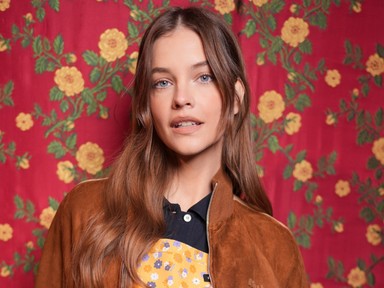 Palvin Barbara ismét megmutatta, hogy a kevesebb néha több, minimalista halloweeni sminkjéért odavannak a rajongók