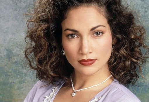 Copfos kislány vastag frufruval: rá sem ismersz Jennifer Lopez fotóira