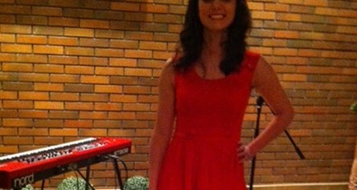 Boggie jó ügyért énekel