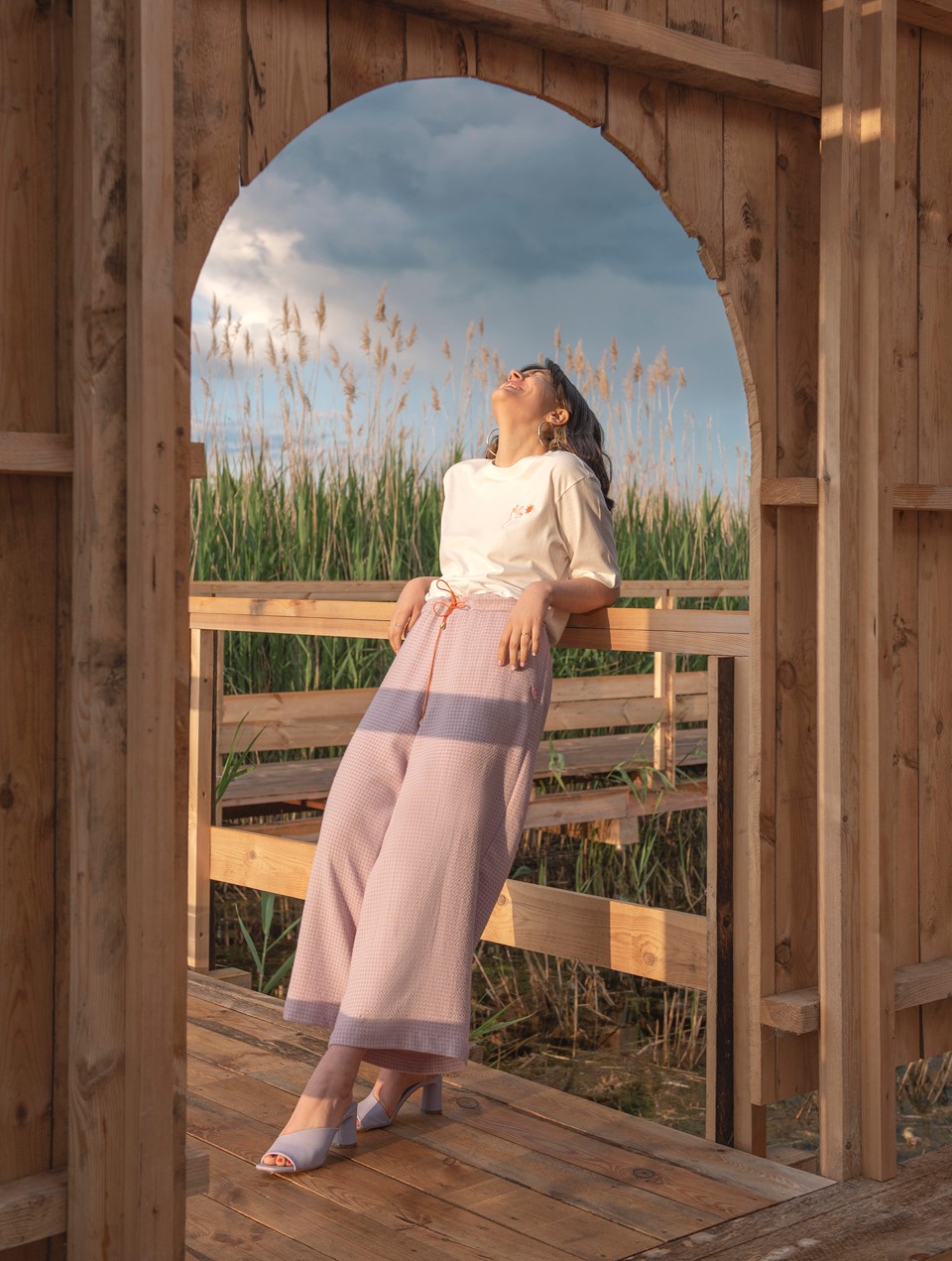   A Kamay Ko márka It's Fine kollekciójának kampányfotója