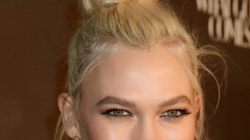 Karlie Kloss Marylin Monroe bőrébe bújt és úgy is kacérkodott!