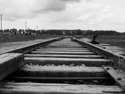 ´Hogyan lehetett apró gyerekeket tűzbe dobni?´ 