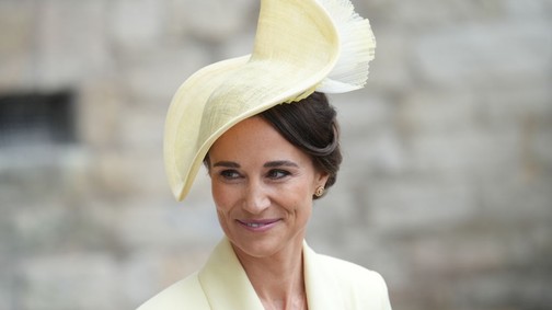 7 alkalom, amikor Katalin hercegné húga arcpirító ruhában jelent meg: Pippa Middleton a háttérből is képes ellopni a show-t