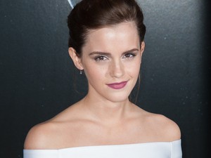 Emma Watson forró csókkal tette hivatalossá, hogy ez a férfi a szerelme