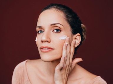 Tönkreteheti az arcod a nem megfelelő bőrápolás: ezeket a hatóanyagokat tilos összekeverni