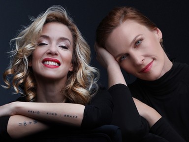 A negyvenes női lét ezer arcát mutatja be Kovács Patrícia és Szamosi Zsófia