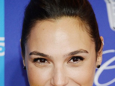 Gal Gadot kanárisárga ruhája nyarat csempészett a szívünkbe