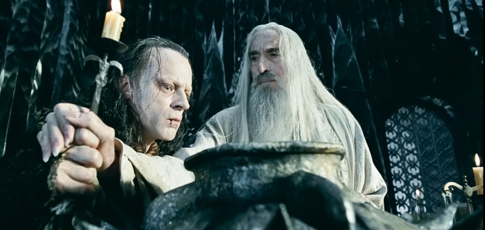 Ha a Gyűrűk Ura világában létezne pszichológus, biztosan hübrisz-szindrómával diagnosztizálná Szarumánt