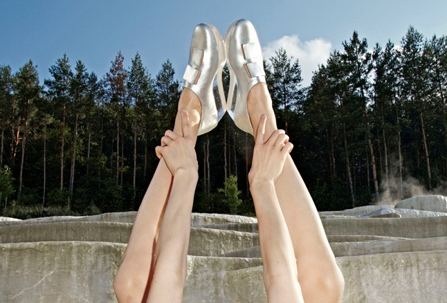 Káldy Júlia izgalmas cipőkollekcióval jelentkezik