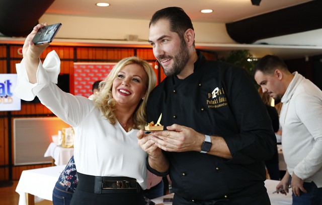 Lesd el a profi cukrászmester mennyei karácsonyi receptjét!