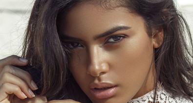 Történelmi pillanat: Online debütált a Vogue Arabia