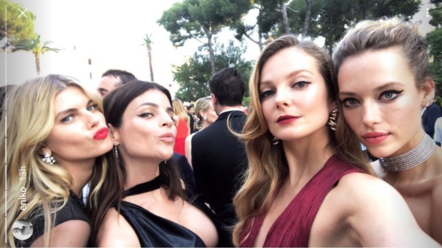 Mihalik Enikő modellgyűrűben 