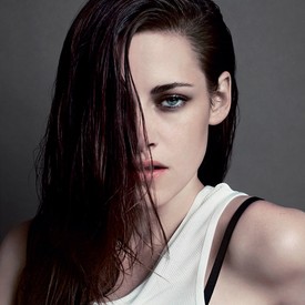 Kristen Stewart csapzott, unott, de dögös