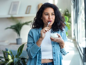 4 élelmiszer, amit távol kell tartanod a konyhádtól, ha 100 évig szeretnél élni