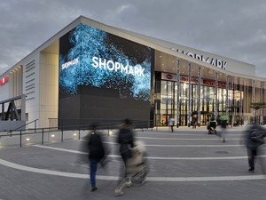 Szerezz be mindent egy helyen - Teljes karácsonyi pompában várja vásárlóit a Shopmark