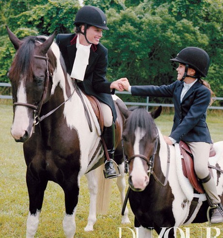 christy turlington, every mother count, de jour, kislány, szupermodell, kampány, jótékonyság