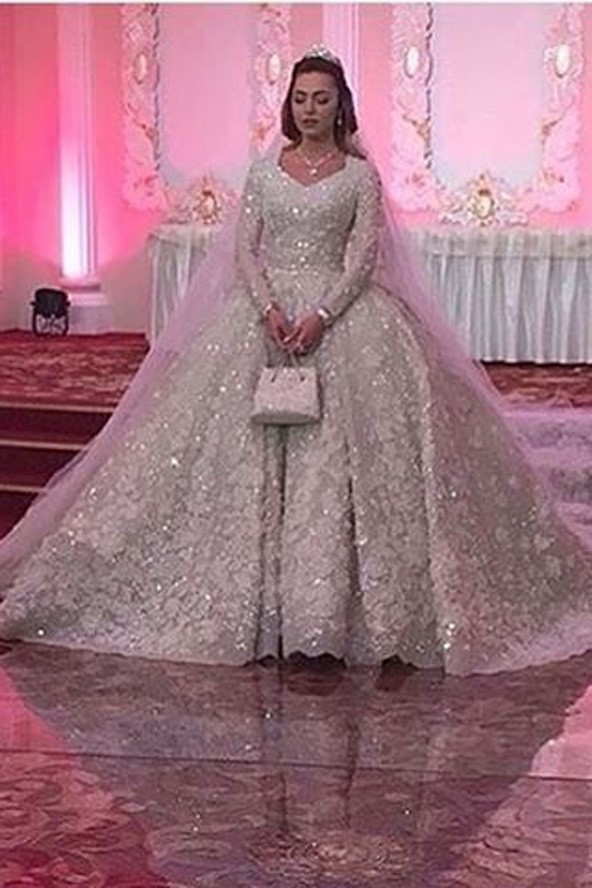 Hogy néz ki egy 1 milliárd dolláros orosz esküvő? Hát így!