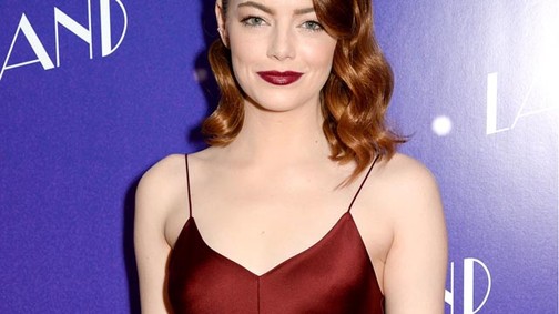 Emma Stone a 90-es évek legnagyobb ikonja lenne ebben a ruhában