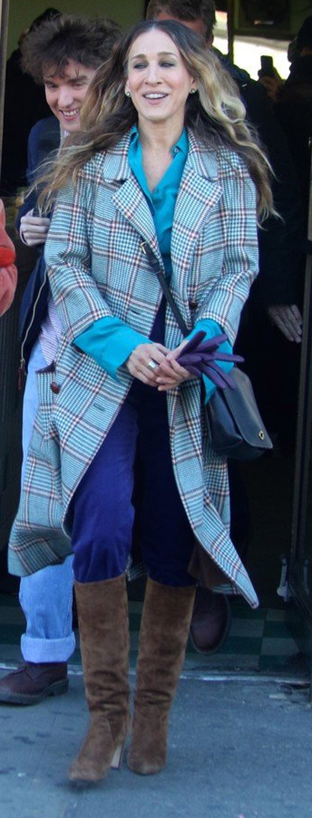 Sarah Jessica Parker újabb Carrie Bradshaw pillanata: álom, ahogy a színeket kombinálja