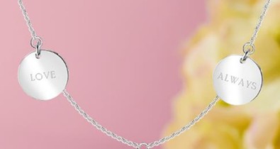 Ajándékozz gravírozható ékszert anyukádnak!