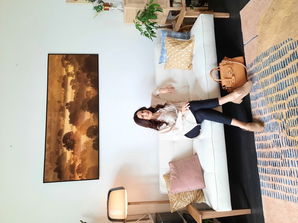 Janicsák Veca mai kiegészítőjével magyar tervező munkásságát támogatja