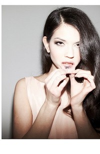 Az ANNAEVA kampányképeit az Ív&Candie készítette