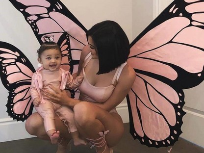 Ezek a családi halloweeni jelmezek annyira édesek, hogy már-már sírunk