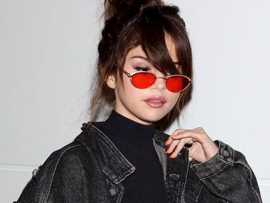 Selena Gomez a legmenőbb szerelésben érkezett Tokióba