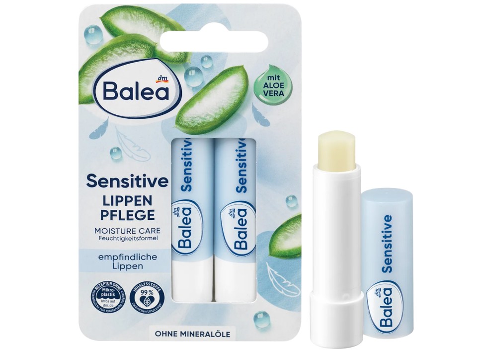 A Balea Sensitive ajakápoló Aloe verát, avokádóolajat, mandulaolajat és sheavajat tartalmaz, így kellemesen ápolja az ajkakat anélkül, hogy nehéz vagy ragacsos érzetet hagyna maga után