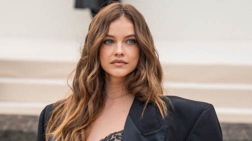 Ez tényleg Palvin Barbara lenne? Hirtelen rá sem ismertünk a gyönyörű modellre ebben a ruhában