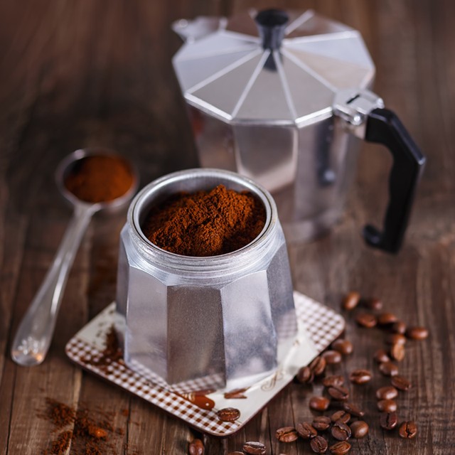 A magyarok átlagosan 2,6 csésze kávét isznak naponta!