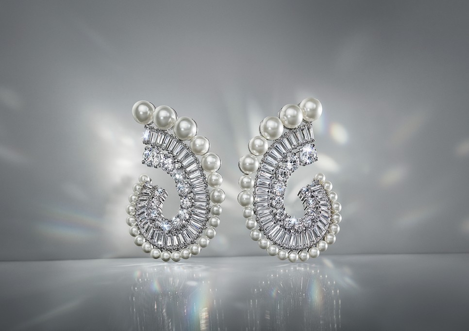 Swarovski X Ariana Grabde kapszulakollekció