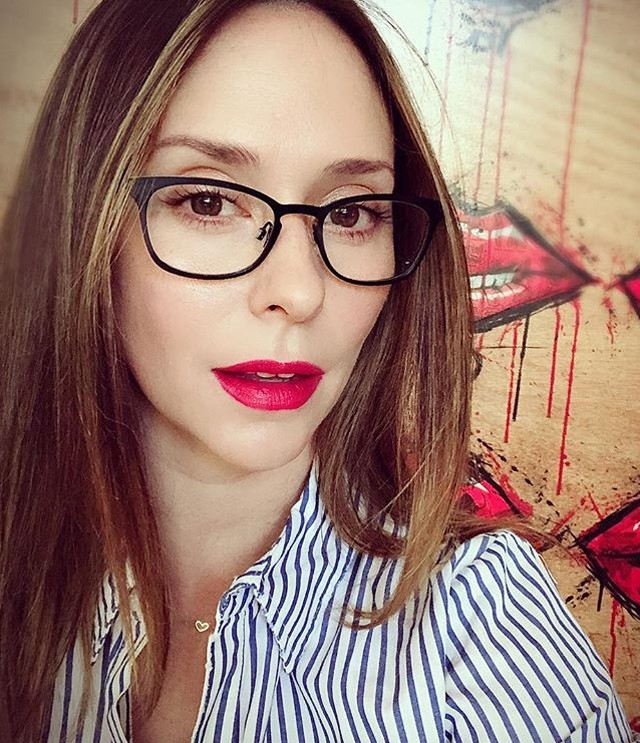 Jennifer Love Hewitt olyan szelfitrükköt osztott meg, hogy sírni fogsz a röhögéstől, mégis működik