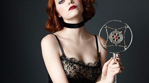 Csipke, harisnyatartó: Emma Stone még nem volt ilyen szexi