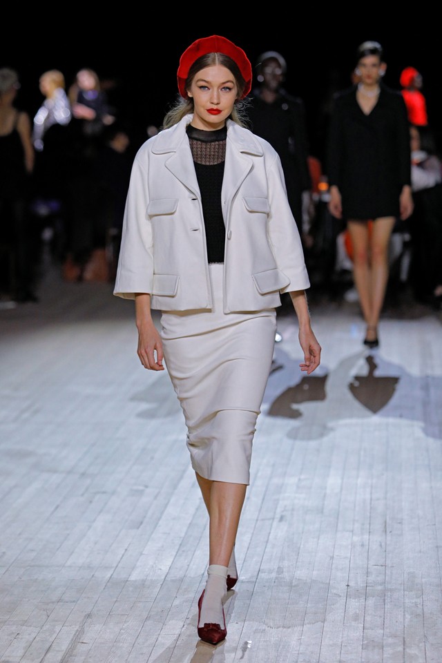 Teljesen megváltozhatnak a divatbemutatók a közeljövőben