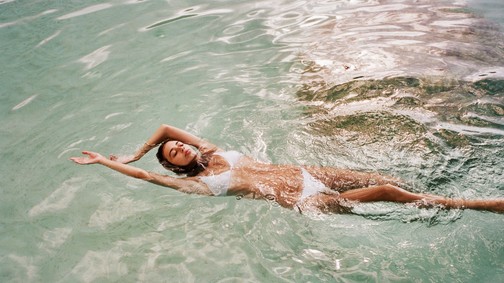 Ez történik a testeddel, ha nem veszed le időben a vizes fürdőruhát