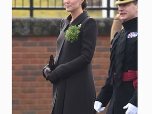 Kate Middleton így parádézik