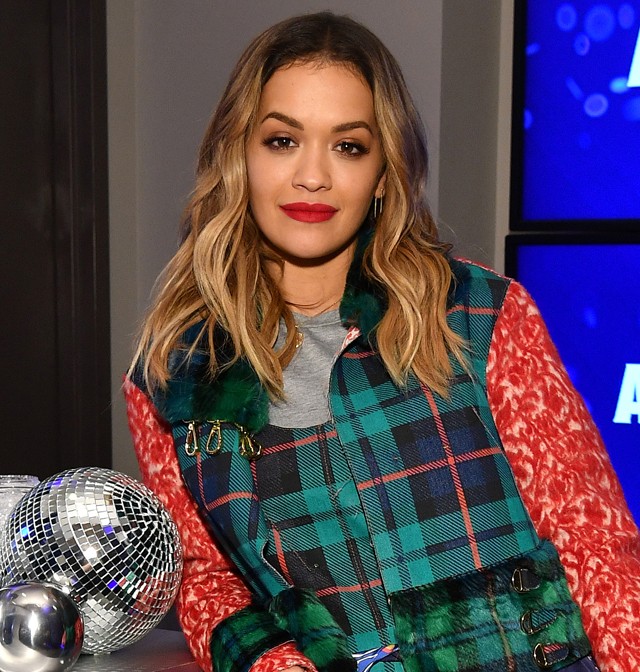 A szőke hajnak befellegzett, ezek a színek váltják fel! Te melyiket próbálnád ki?