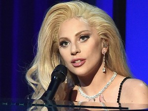 Na, kit jegyeztek el? Lady Gagát!