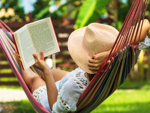 Zseniális önfejlesztő könyvek, melyek egy polcról sem hiányozhatnak