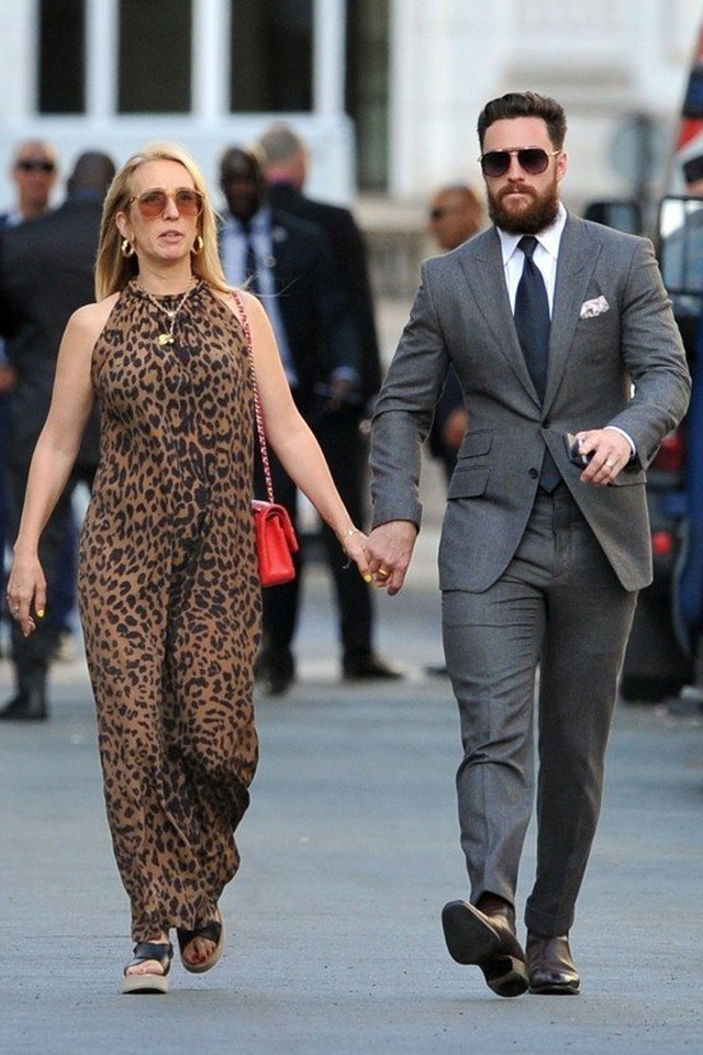 Óriási volt a sztárfelhozatal Zoe Kravitz esküvőjén Párizsban