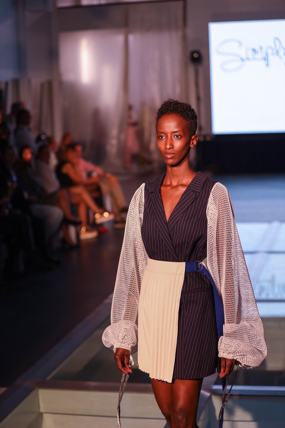 A környezettudatosság és a magyar tervezők ünnepe! Ott voltunk a Fashion Diffusion Hungary és a Zoé Showroom közös divatbemutatóján