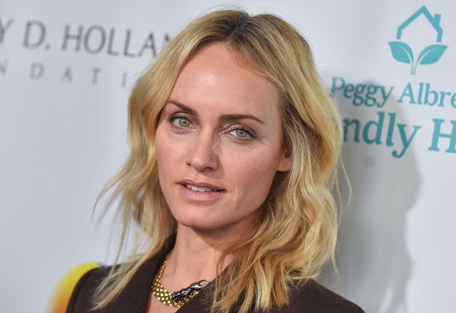 Amber Valletta