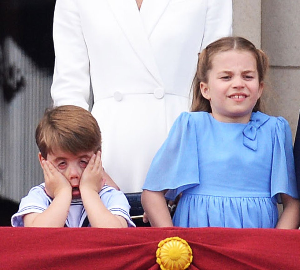  Egyelőre nem úgy tűnik, hogy Lajos herceg nagy érdeklődést mutatna a katonai pálya iránt